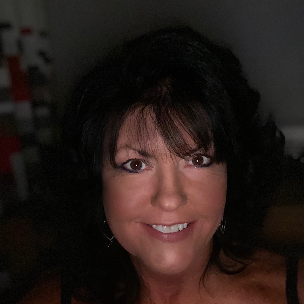 Meet your Posher, Lorena